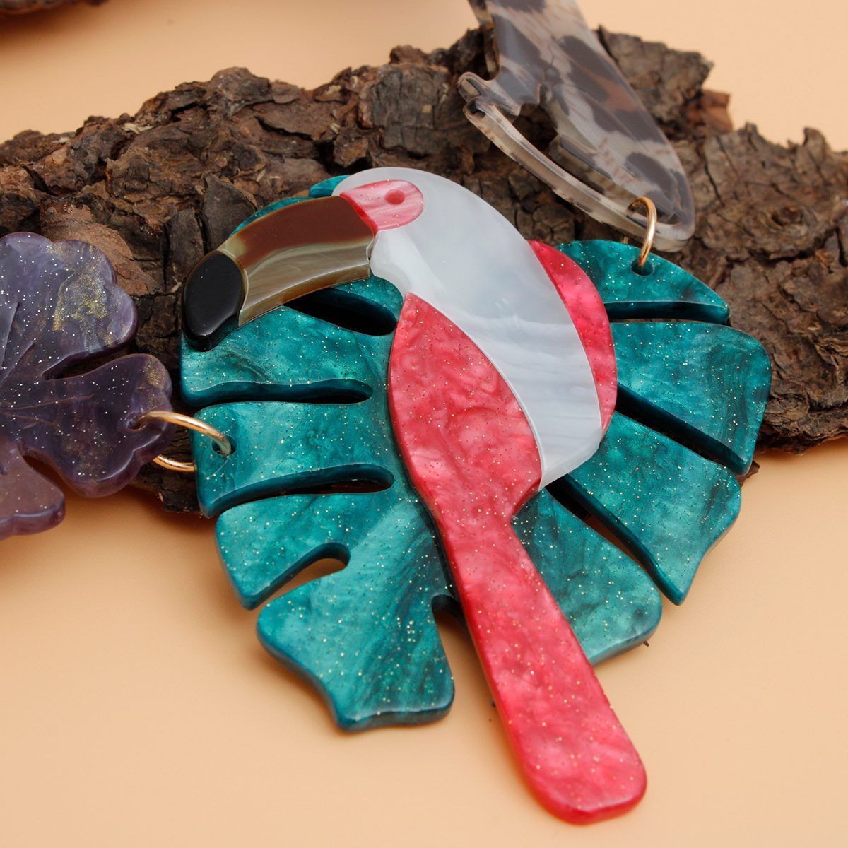 Linked Tropical Jungle Island Glamour Necklace