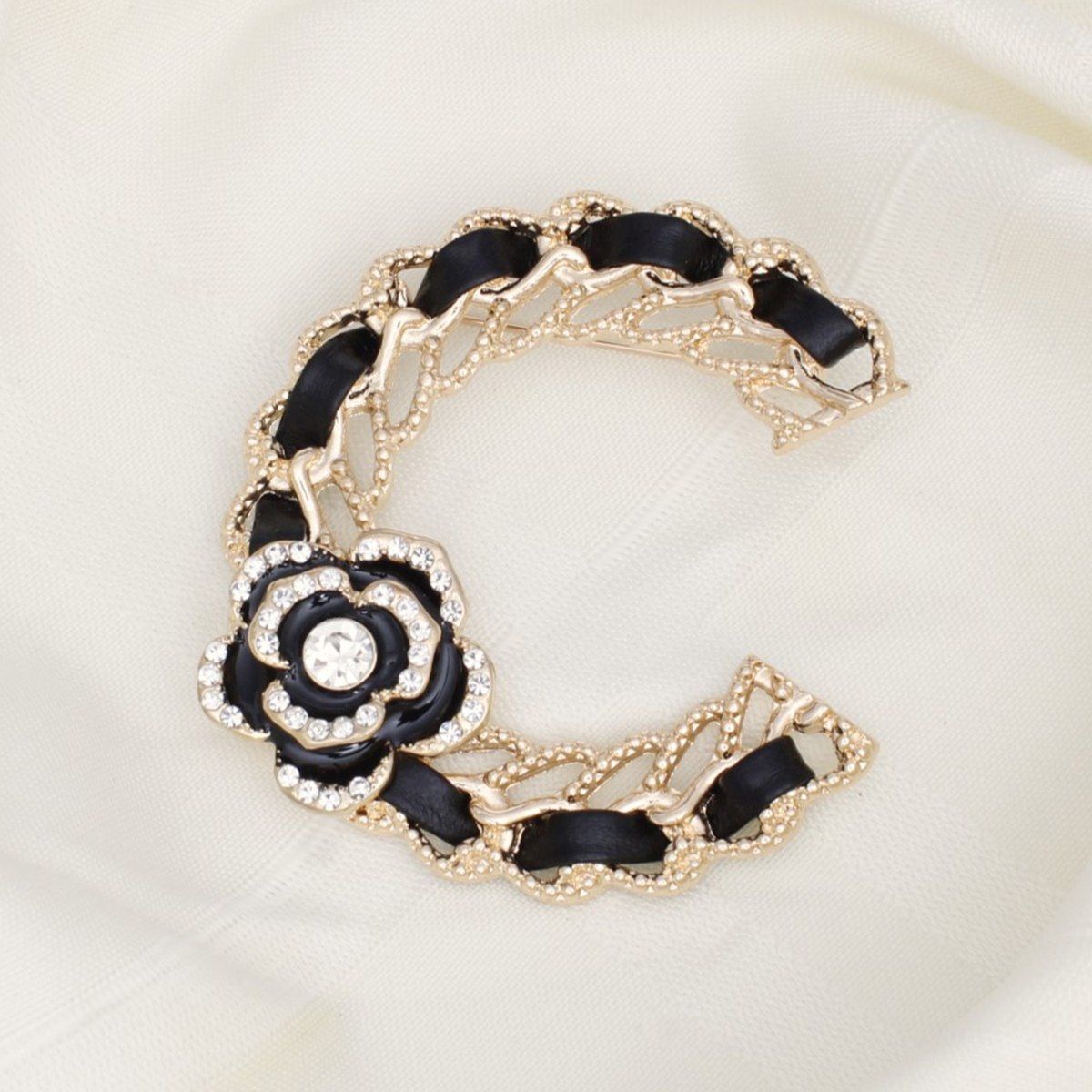 Brooch Gold and Black C French Girl Camellia Pin