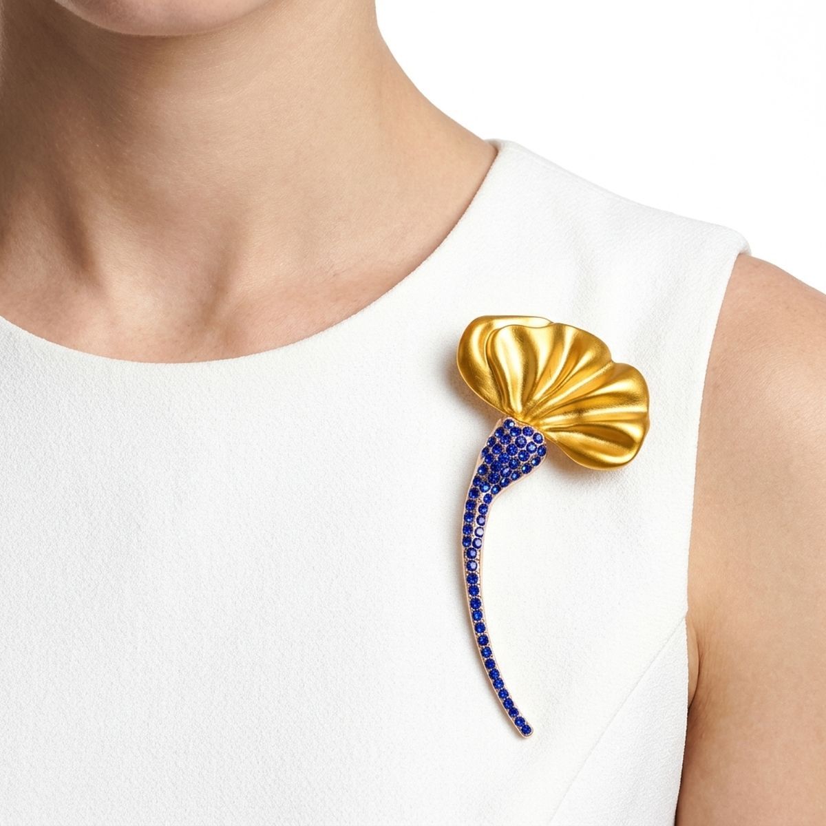 SGRHO Golden Calla Lily Rhinestone Brooch Pin