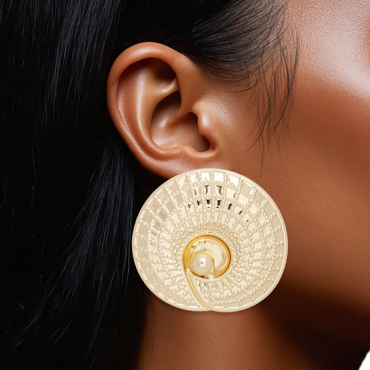 Stud Seashell Swirl Large Gold Metal Earrings