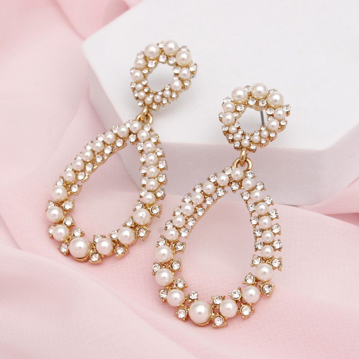 Teardrop Cream Pearl Glittering Gold Drop Earrings
