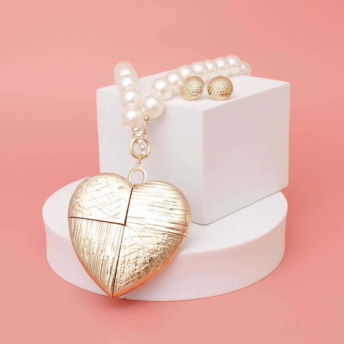 Toggle Gold Patchwork Heart Chunky Pearl Necklace
