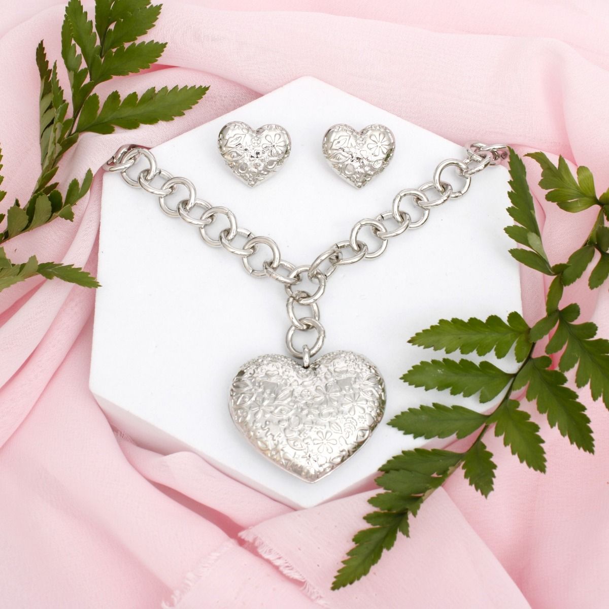 Pendant Silver Girly Patterned Puffy Heart Set